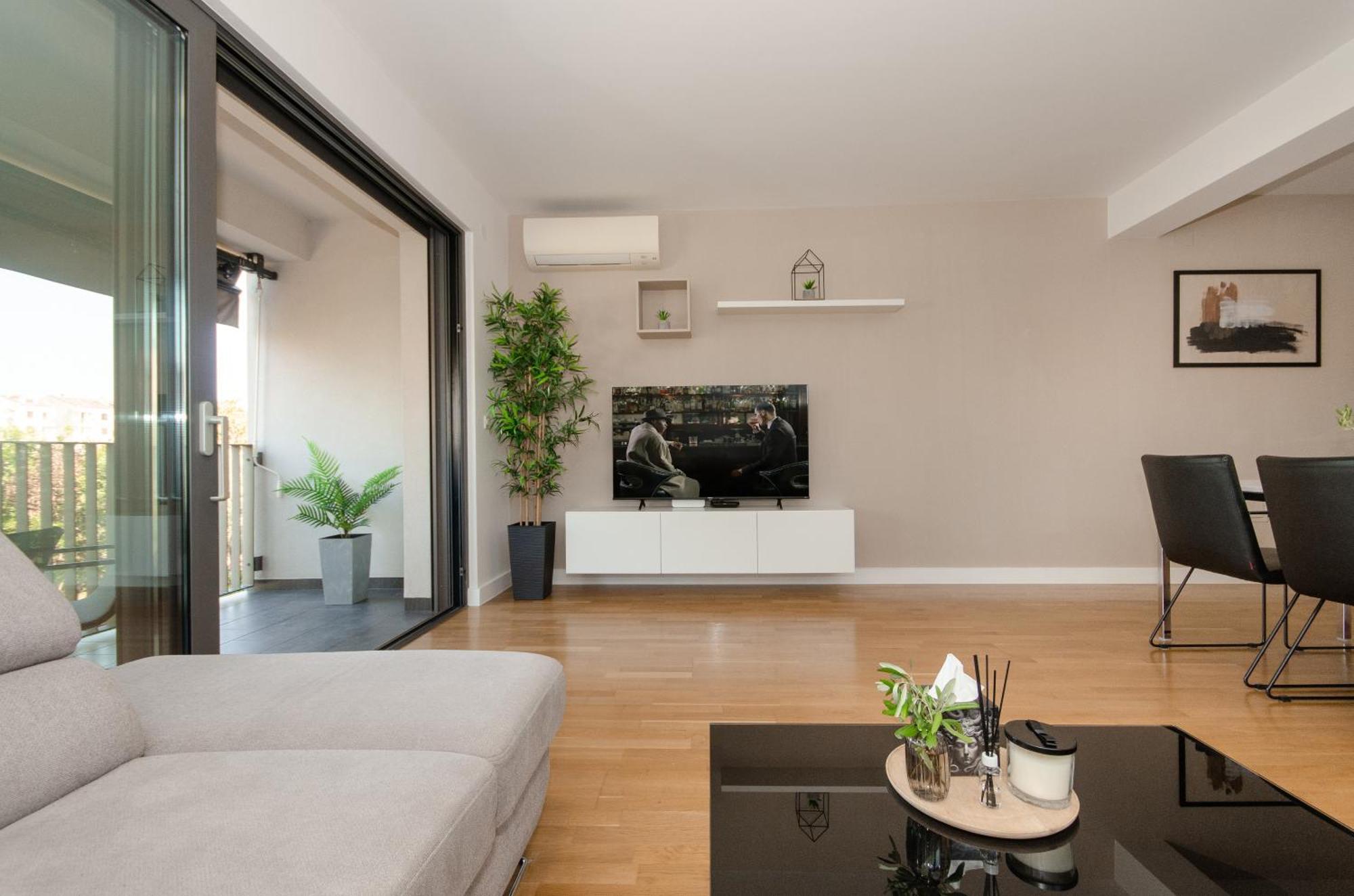 Green View Apartment Ровінь Екстер'єр фото